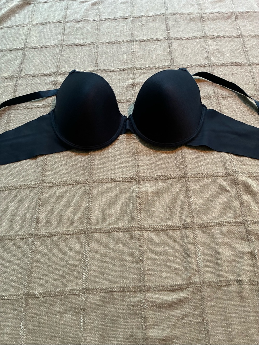 Isaac Mizrahi Black Smooth T-Shirt Bra